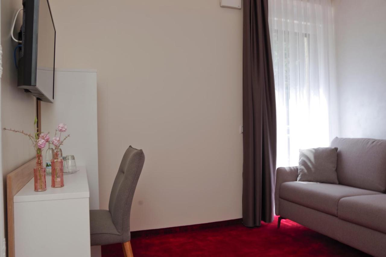 Hotel Am Waldkasino Erfurt Dış mekan fotoğraf